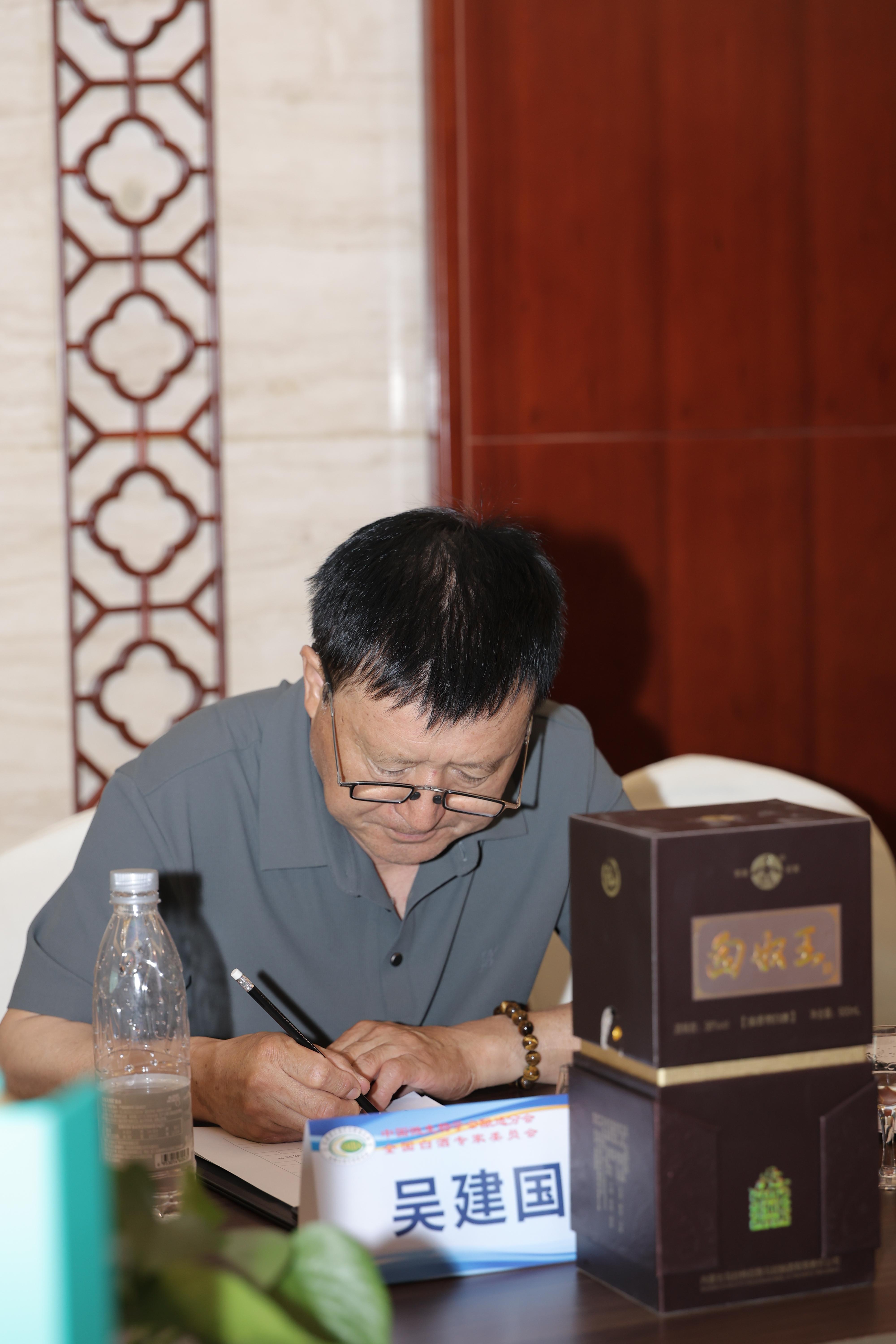 优质产品专家评审-吴建国.JPG